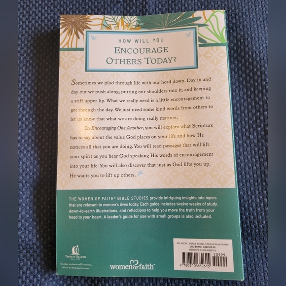 WOMEN'S CHRISTIAN BIBLE STUDY Encouraging One Another from Women of Faith - Picture 2 of 4